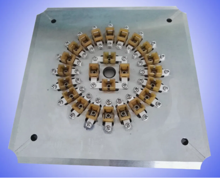 Держатель на 24 SC/PC коннекторов, Hotcom